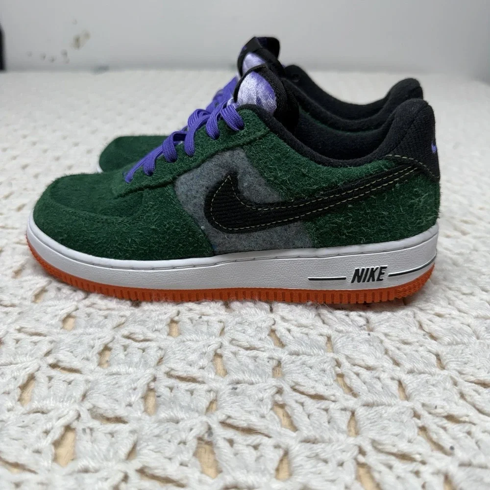 Nike Air Force 1 LV8 Sneakers Shoes Youth Sz 2Y Green Lace Up Casual DZ5289-300